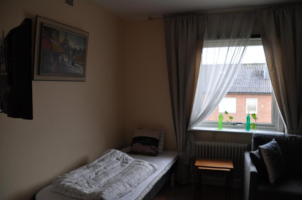 Hostel Roddaren Strömstad Екстериор снимка